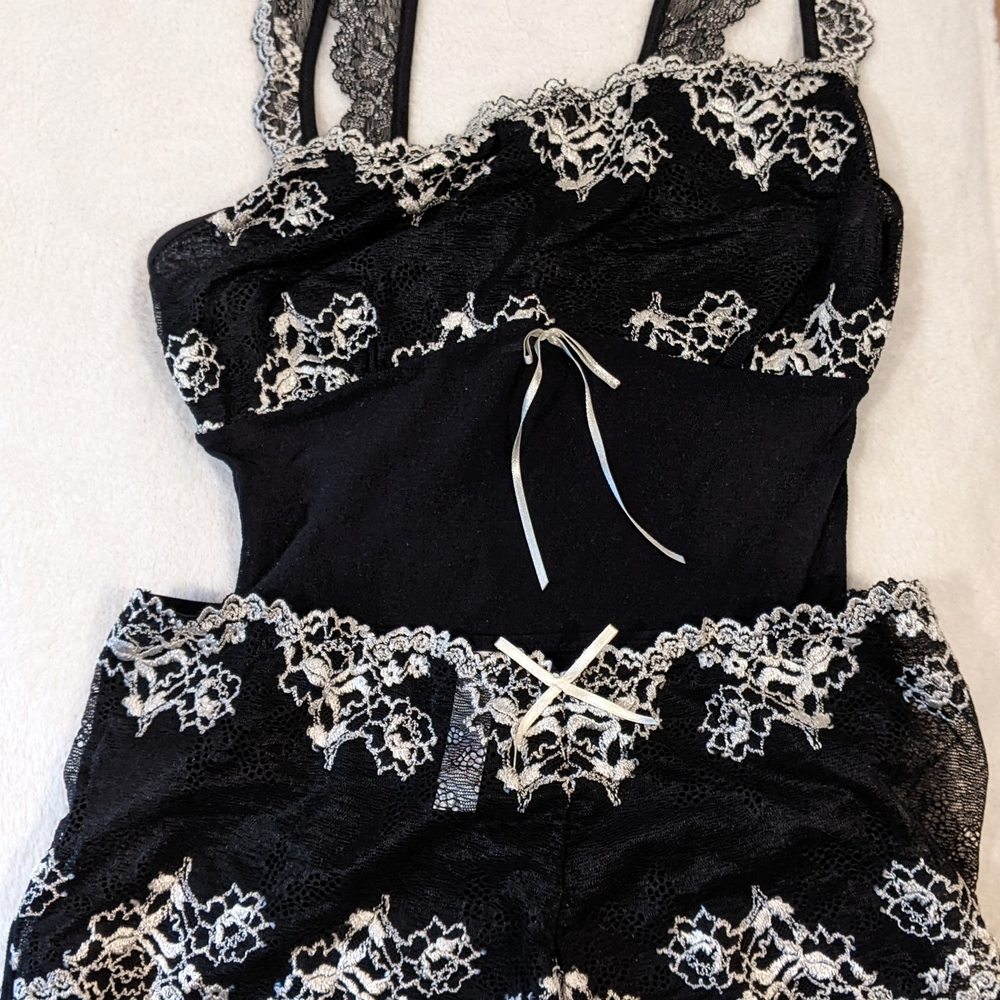 Elegant Black and White Lace Sleepwear Set
